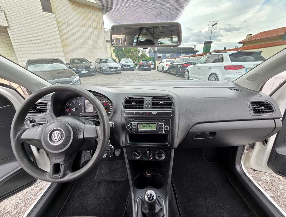 VOLKSWAGEN POLO HIGHLINE 1.2TDI 75CV "2 LUGARES" (NACIONAL)