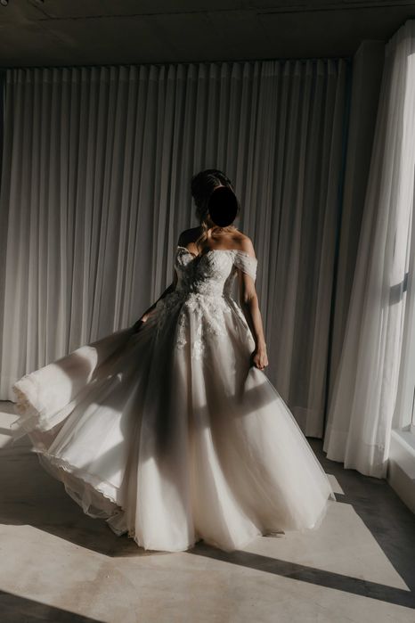 Vestido de Noiva 2 em 1 e 3 opções de alças