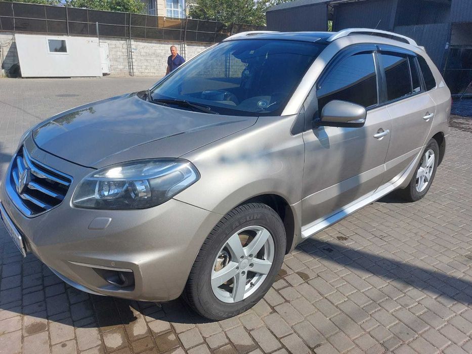 Продаж автомобіля Renault Koleos 2012 2.0 dci