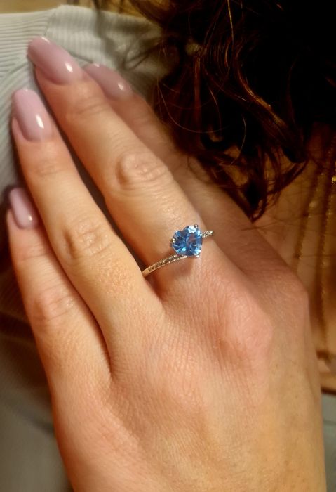 Magiczny z. Topazem I diamentami