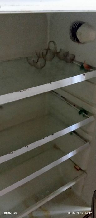 Холодильник ATLANT у робочому стані