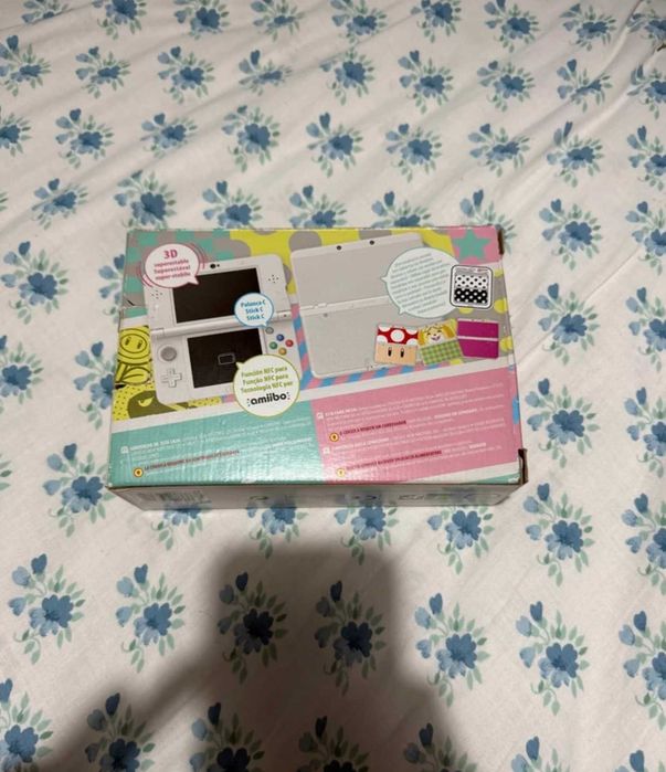 Nintendo New 3DS Branca + Caixa