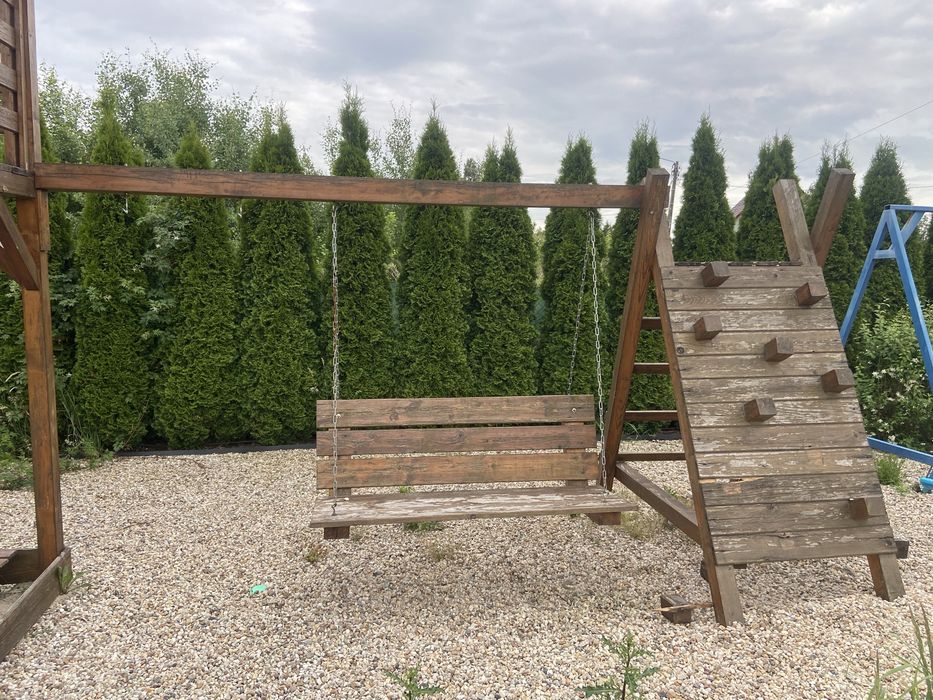 Używany duży drewniany plac zabaw