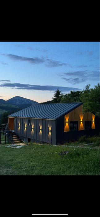 Продається готовий котедж в с.Яблуниця під бізнес або для життя