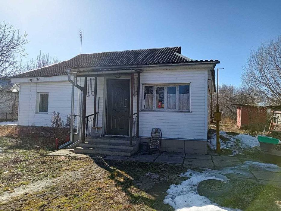 Будинок у селі Роїще, Чернігівська область