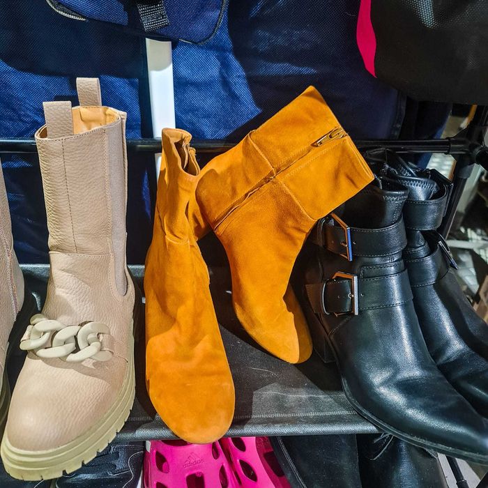 Botins H&M – Suede (Camurça) Castanho – Tamanho 37 | Salto Médio