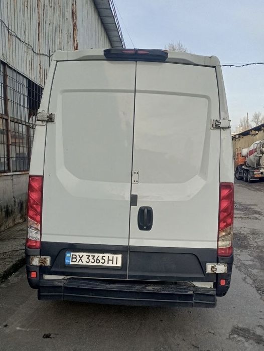 Бус Iveco Daily 2014 вантажний фургон бус довга база