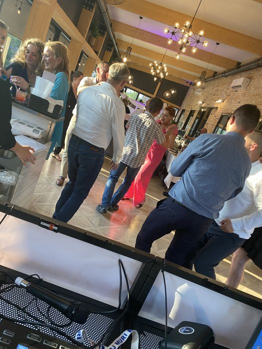 Obsluga imprez okolicznościowych - DJ na Twoją impreze