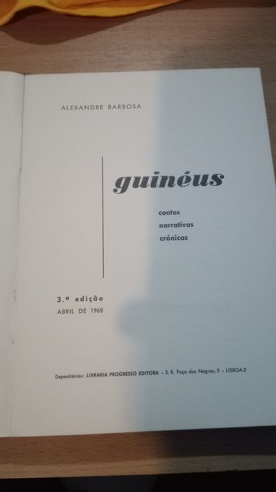 Livro antigo história