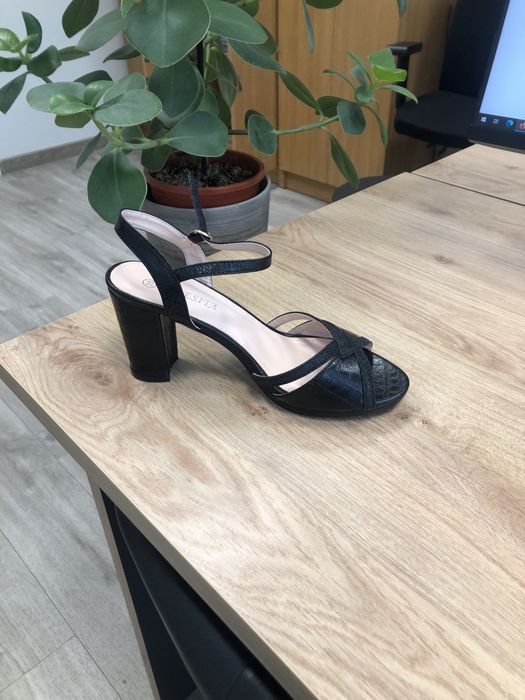 Sandałki damski - NOWE