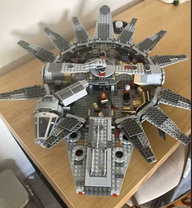 Construção Star Wars: Millennium Falcon – Edição de Colecionador