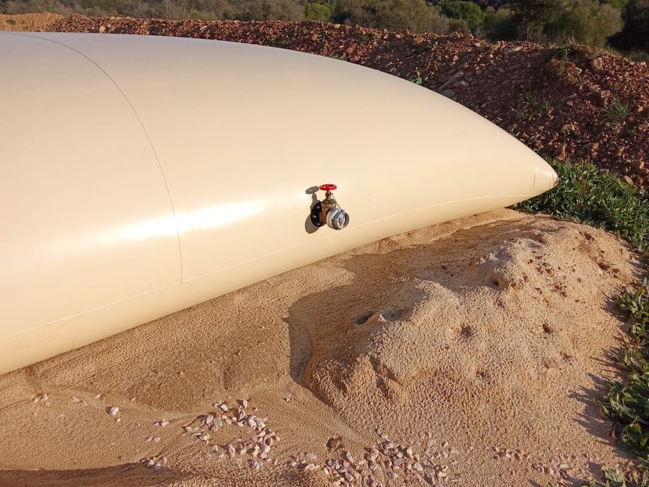 Depósito flexível para água potável 25 000litros com 1 Válvula DN50.