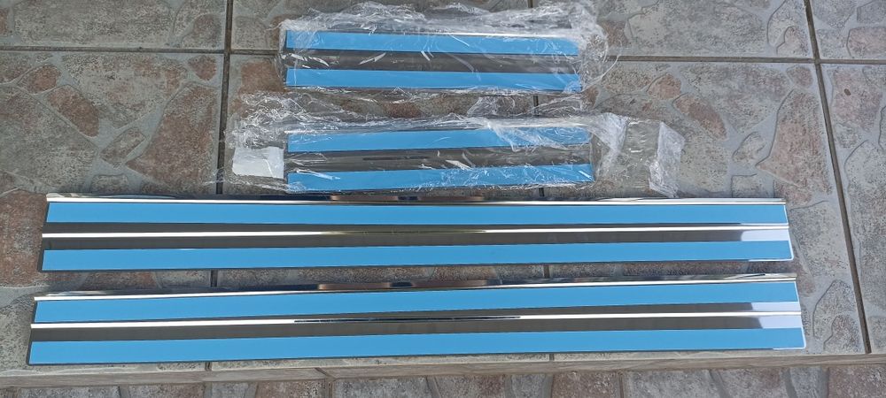 Chromowane nakładki na progi Mondeo MK3