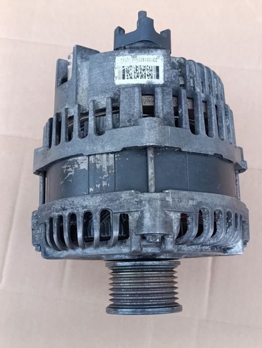 Генератор Renault Master lll  2.3D 2010- 185А Opel Movano  NV 400