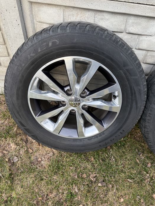 Felgi dodge durango 18 cali komplet
