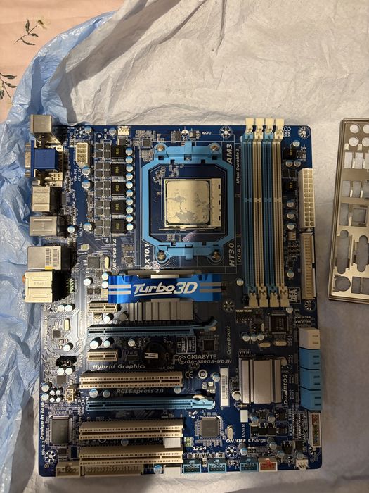 Plyta Gigabyte Ga-880ga-ud3h