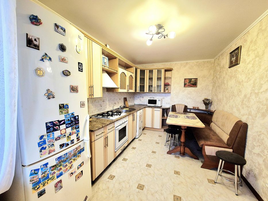 Здається 3-х кв з Автономним опаленням перша здача початок Богунії