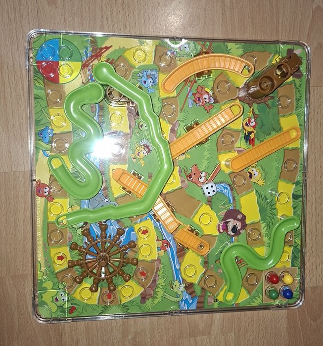 Gra 3D Snakes &Ladders