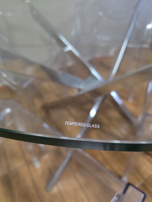 Conjunto 4 cadeiras + mesa