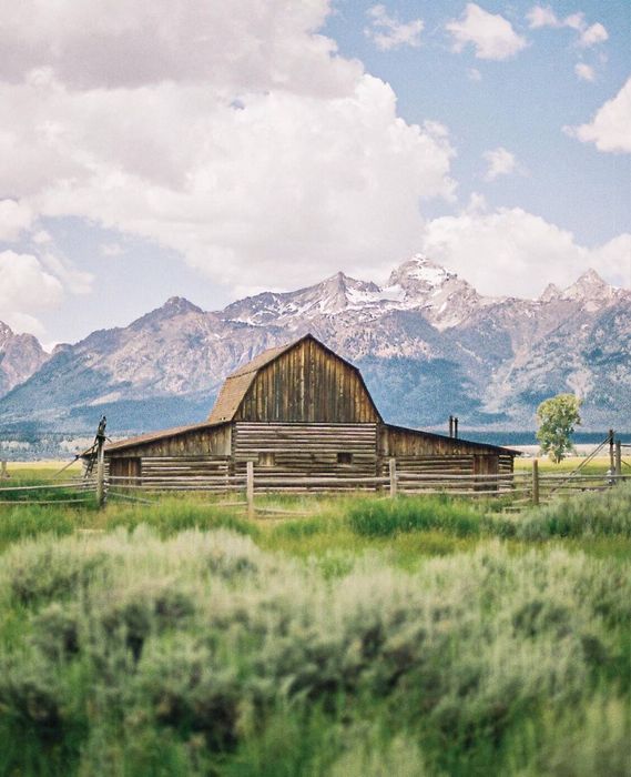 Minolta F10BFплівковий фотоапарат