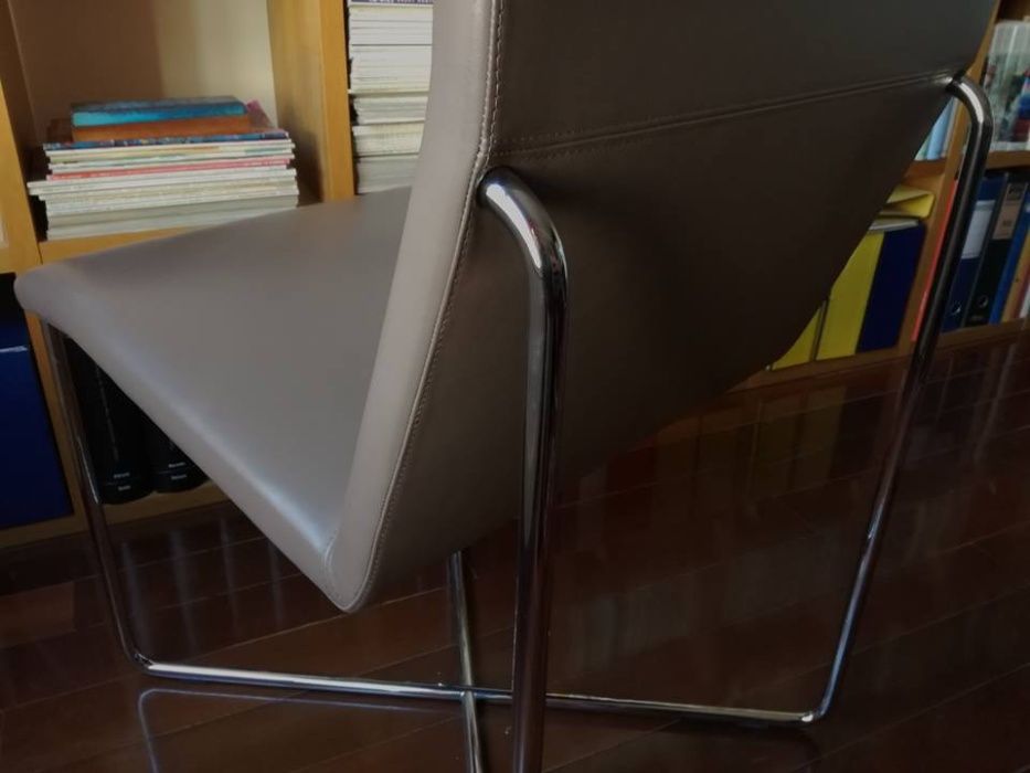 Cadeira Diller, da Minotti