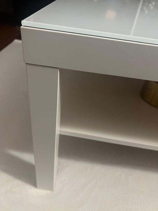 Mesa branca IKEA c tampo vidro