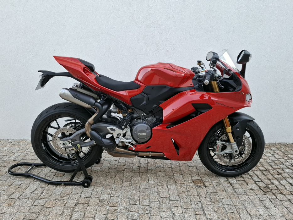 Ducati Panigale V2 S
