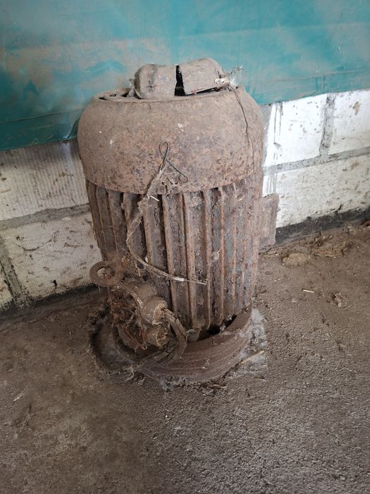 Sprzedam silnik 11kw od śrutownika bijakowego