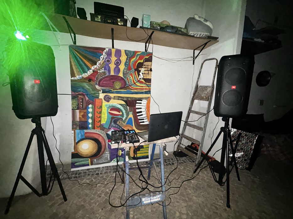 Colunas JBL Partybox 310 para alugar
