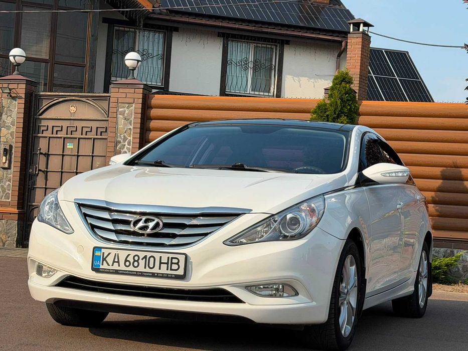 Hyundai Sonata 2011