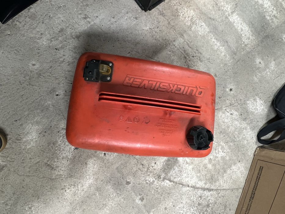 Бак лодочний Mercury