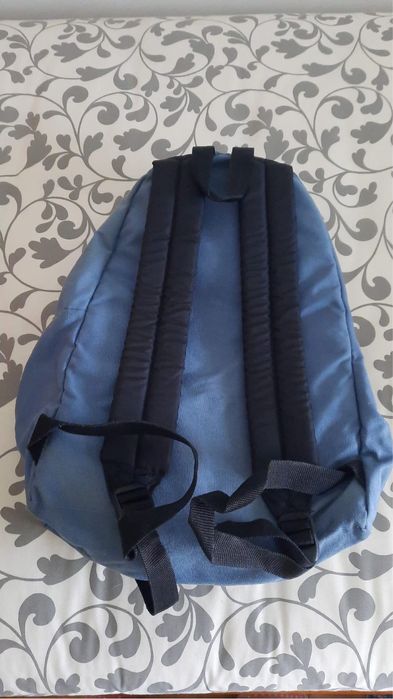 Duas mochilas Eastpak - Em azul