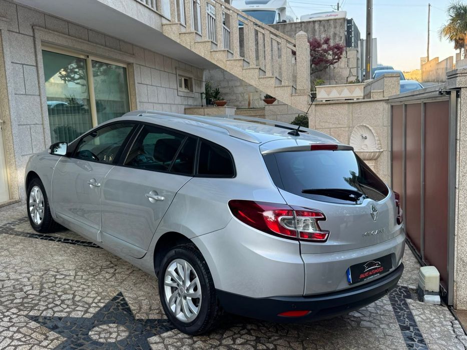 Renault Megane Limited  AUTOMÁTICA