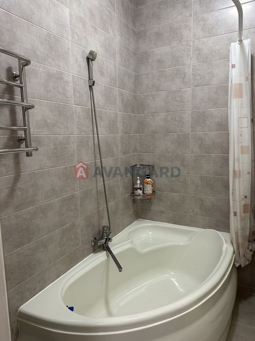 Оренда 3-кімнатної дворівневої квартири для великої сім’ї