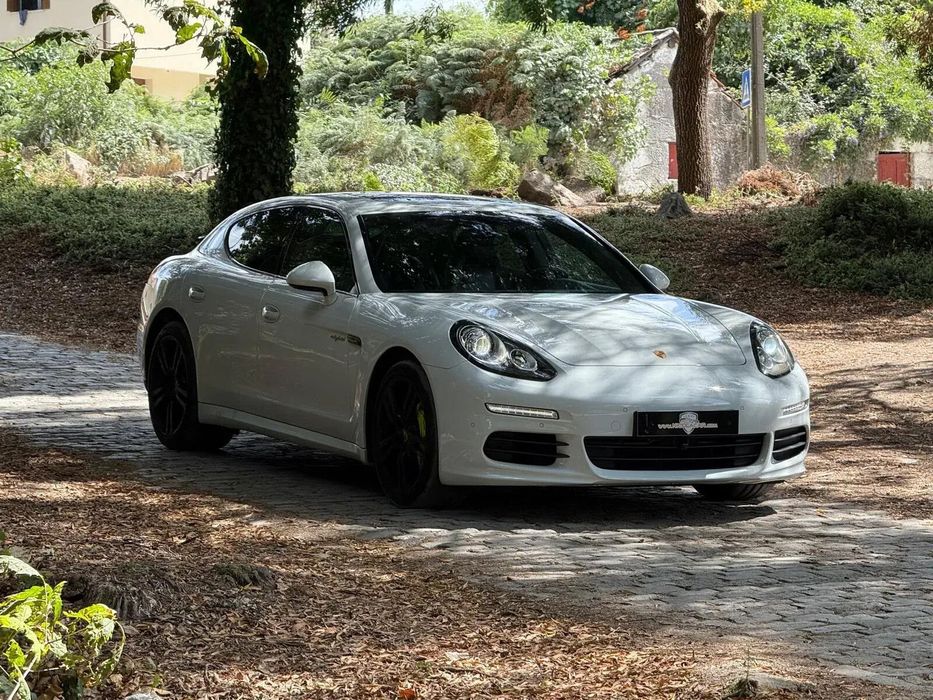 Porsche Panamera S E-Hybrid