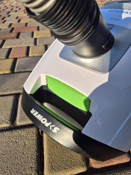 Пилосос Severin 750w.