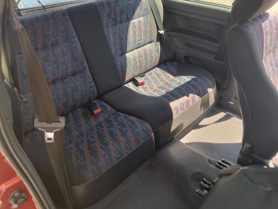 Peugeot 106 Open.