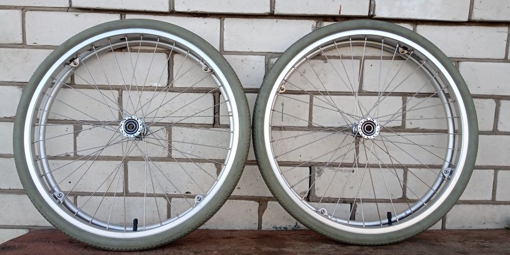 Колеса  инвалидной коляски 22" (Германия)