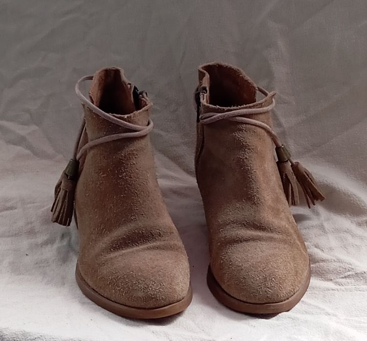 Botins de senhora Tapadas