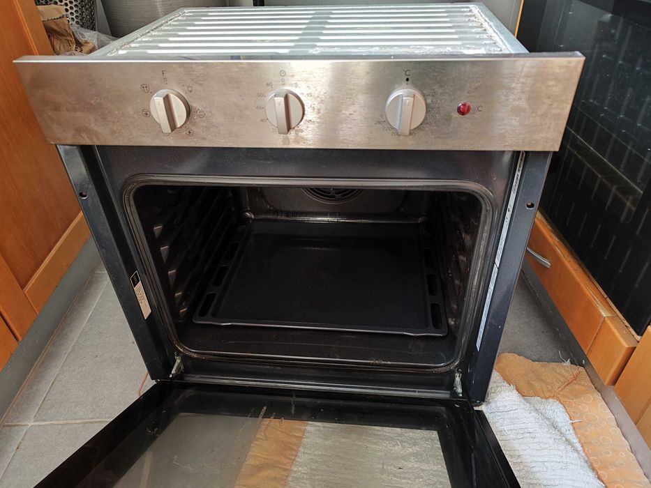 Vendo forno elétrico Indesit pouco uso