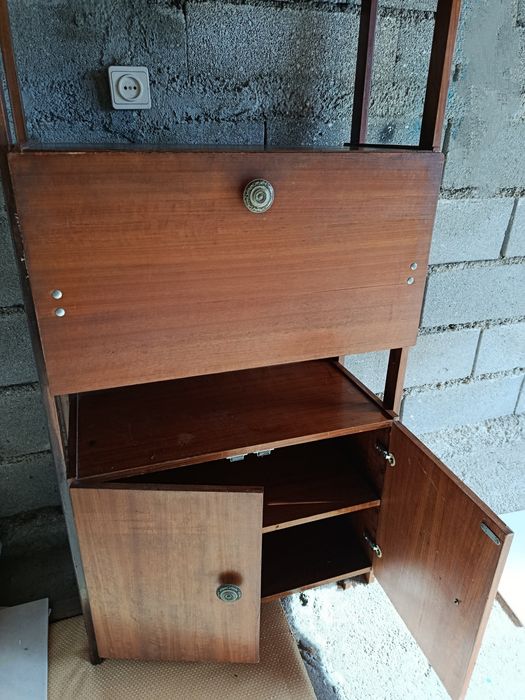 Secretária/Escrivaninha em madeira