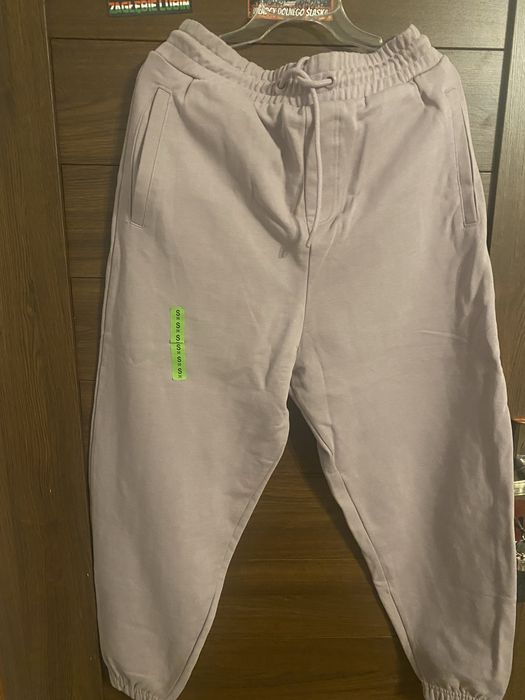 Sprzedam nowe joggery dresowe damskie