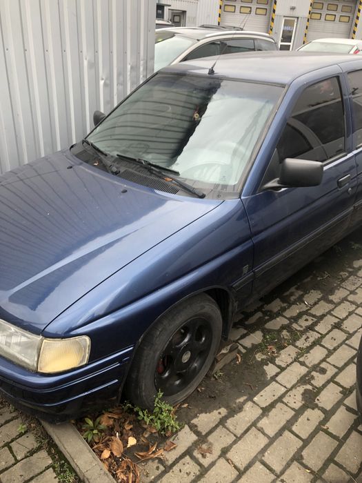 Форд ескорт 94р.в   можливий обмін на універсал, пиріжок, хечбек