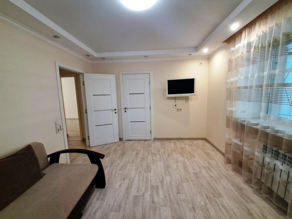 Продам 3-х ком.квартиру на Черемхах. Євроремонт. (2-920-955) - Вид 2