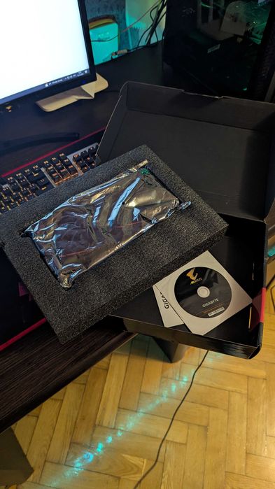 Відеокарта Gigabyte RX 580 4gb ІДЕАЛ