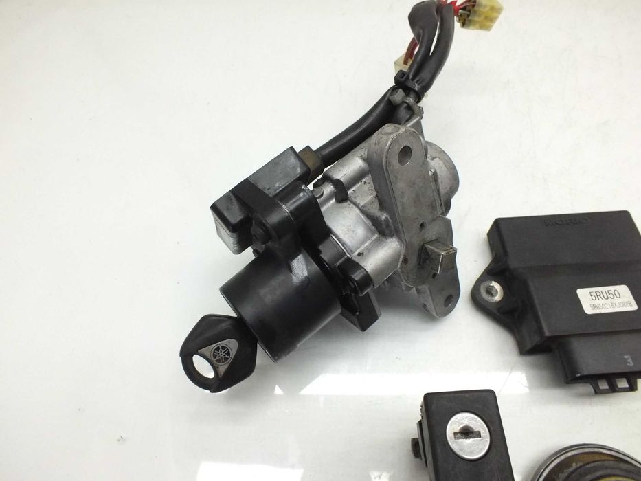 Yamaha Majesty 400 stacyjka kluczyk zestaw startowy immo