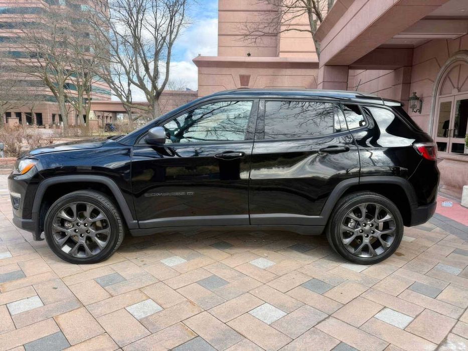 Jeep Compass 80th Anniversary Edition      2021