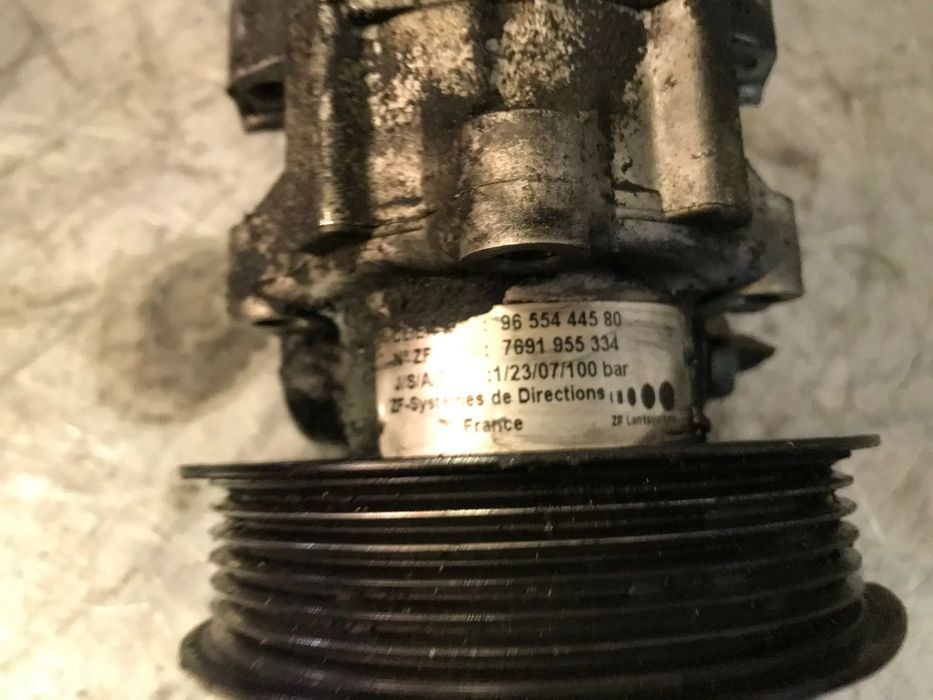 BOMBA DE DIRECÇÃO / DIREÇÃO ASSISTIDA PEUGEOT 407 607 2.7HDI