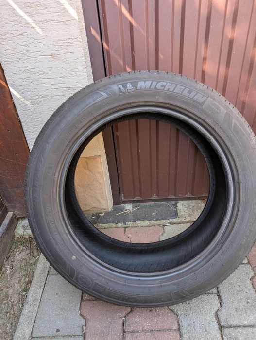 235/50 R 18 Michelin