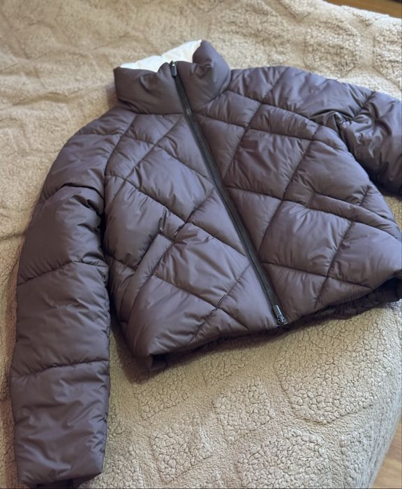 Демісезонна куртка у розмірі S